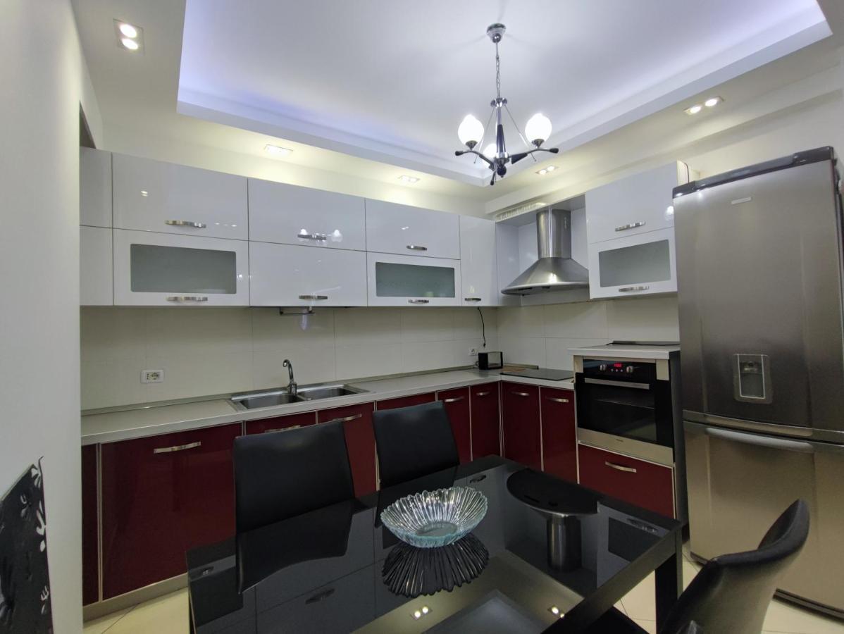 Tirana New Bazaar-Apartment 2 Екстер'єр фото