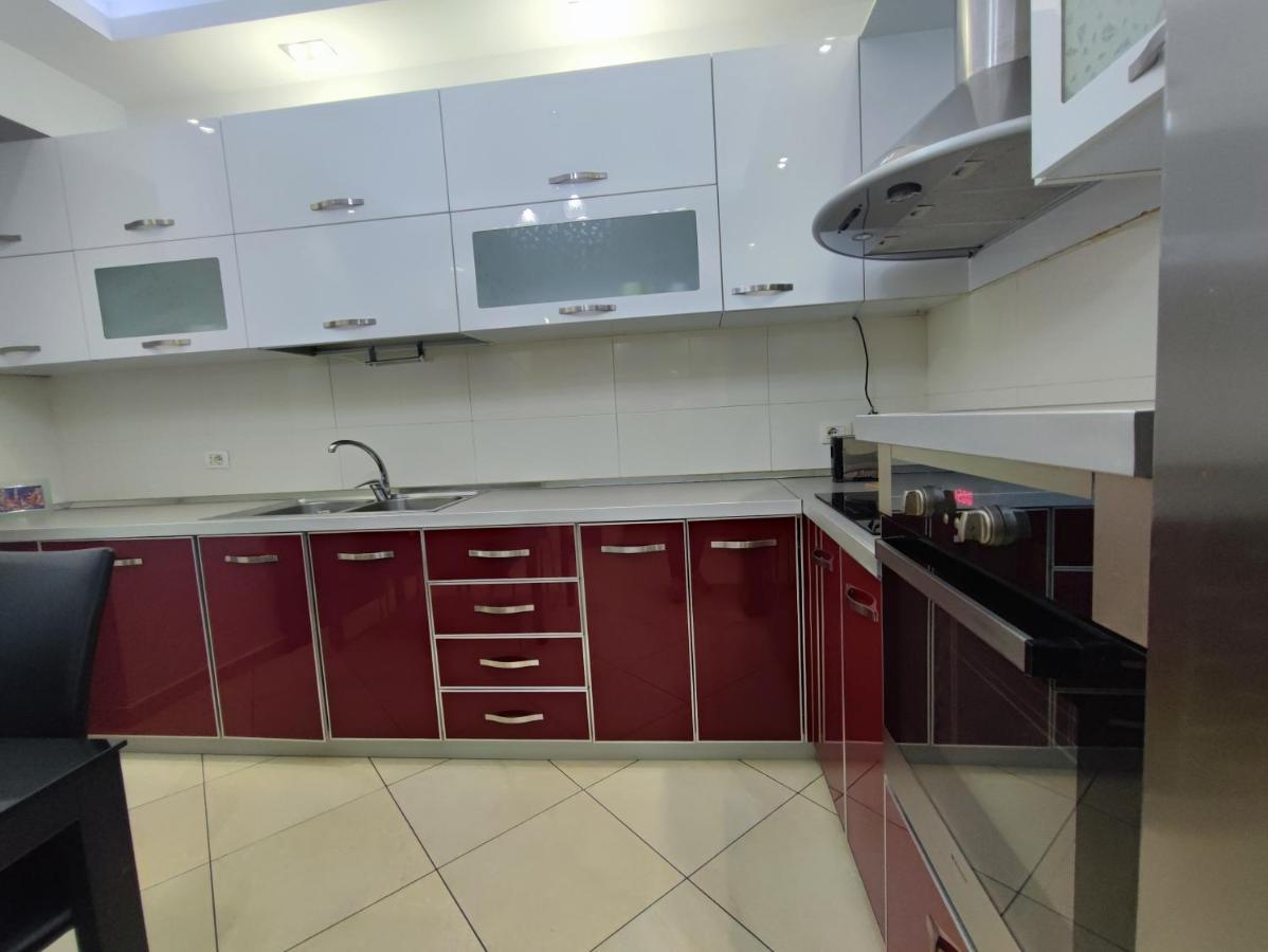 Tirana New Bazaar-Apartment 2 Екстер'єр фото