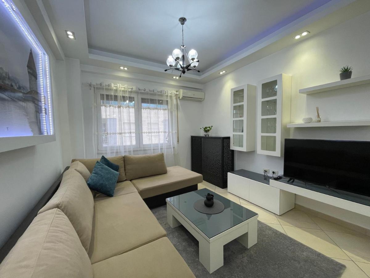 Tirana New Bazaar-Apartment 2 Екстер'єр фото