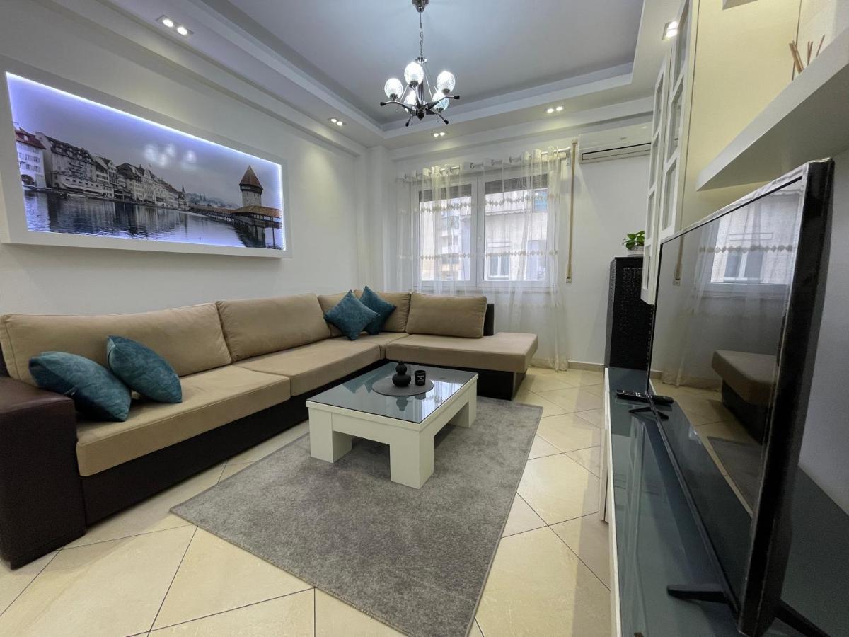 Tirana New Bazaar-Apartment 2 Екстер'єр фото