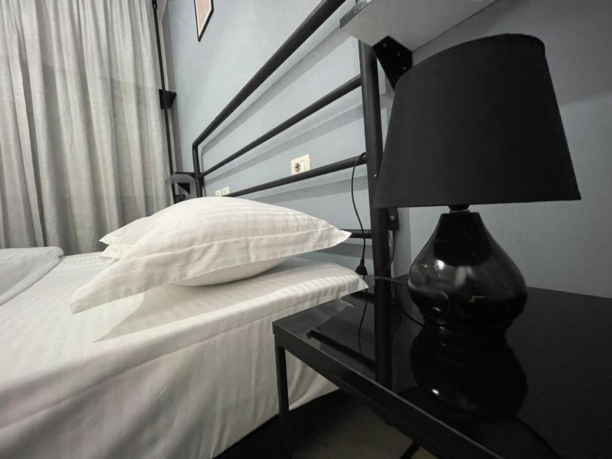 Tirana New Bazaar-Apartment 2 Екстер'єр фото