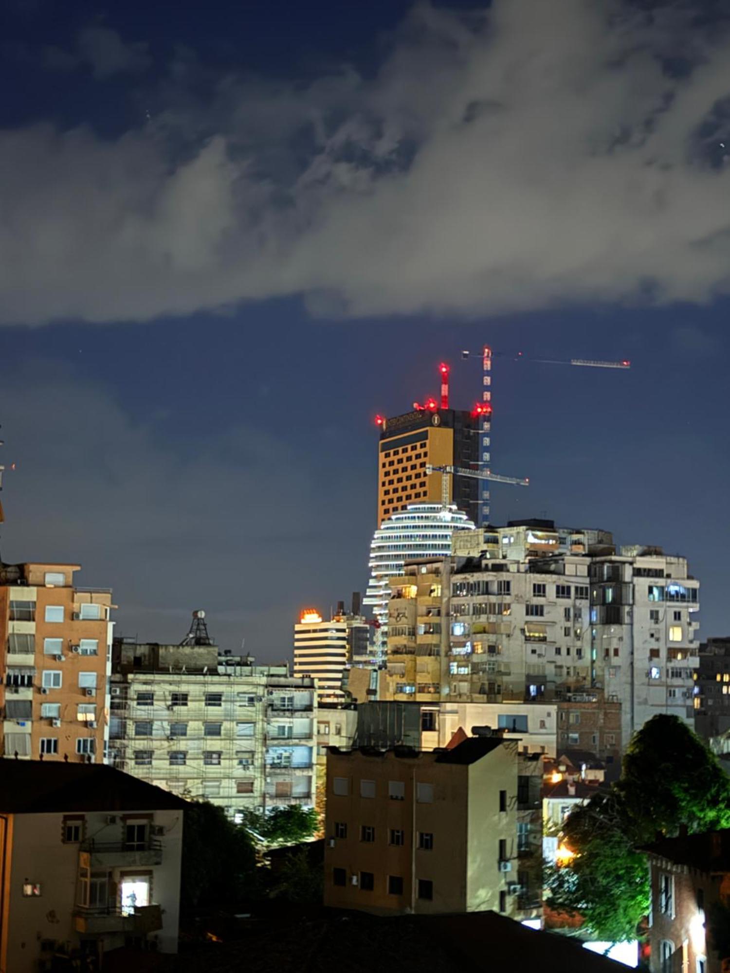 Tirana New Bazaar-Apartment 2 Екстер'єр фото